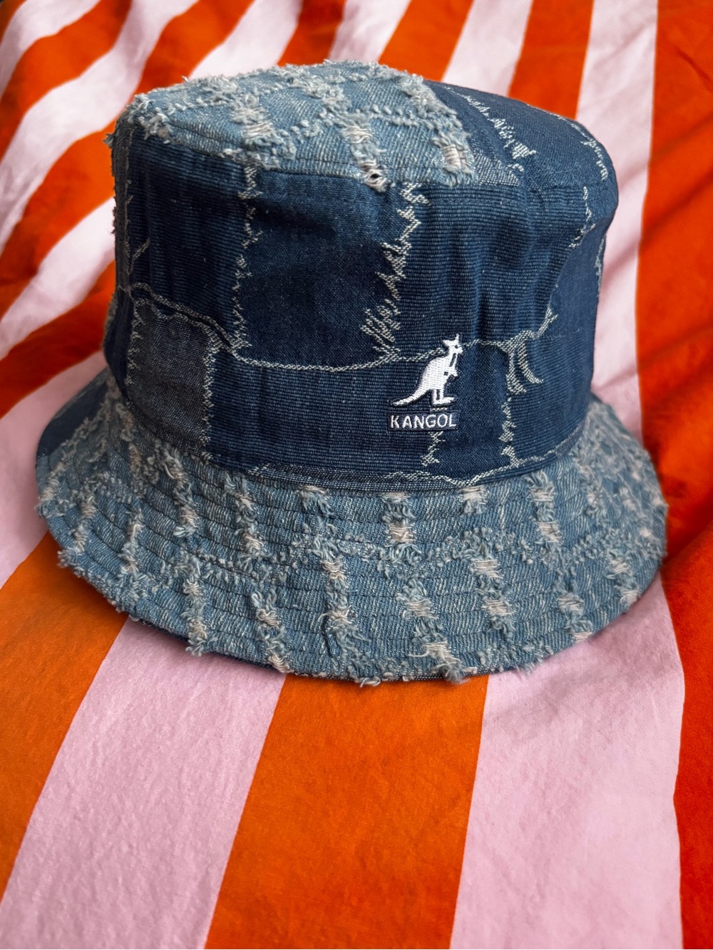 Kangol unisex Distressed Denim Patchwork Bucket Hat - Blue